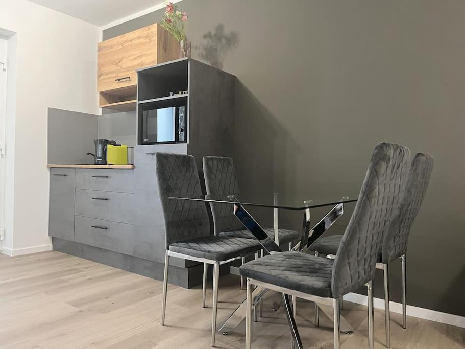 Staywell For 4 In The City I Parking I Wifi I Netflix Paderborn Exterior photo